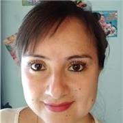 Profesora de educación a la primera infancia para niños de edad entre 0 a 5